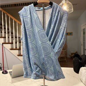 J. McLaughlin Light Blue Geometric Blouse